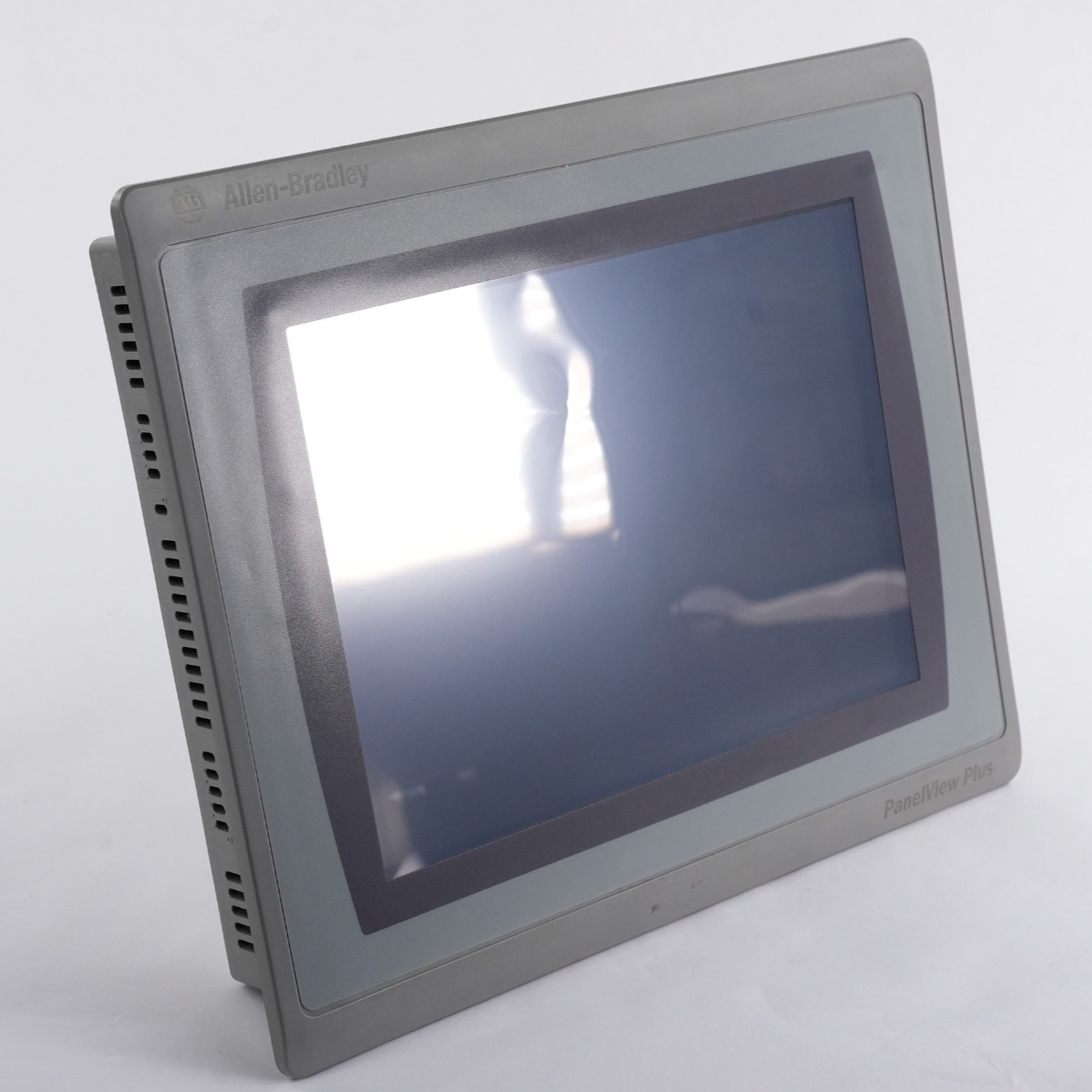 Allen Bradley 2711P-T10C22D8S /B PanelView Plus 7 Display Terminal Interface