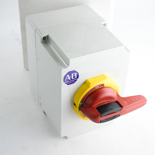 Allen Bradley 194E-KA32E-P11 /B Enclosed Load Switch 194EKA32EP11