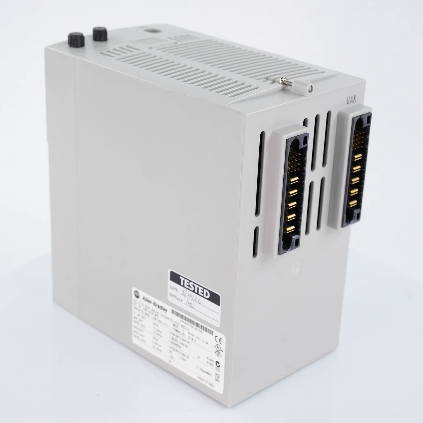 Allen-Bradley 2093-AC05-MP5 Kinetix 2000 3kw/3A Intergrated Axis Module Open Box