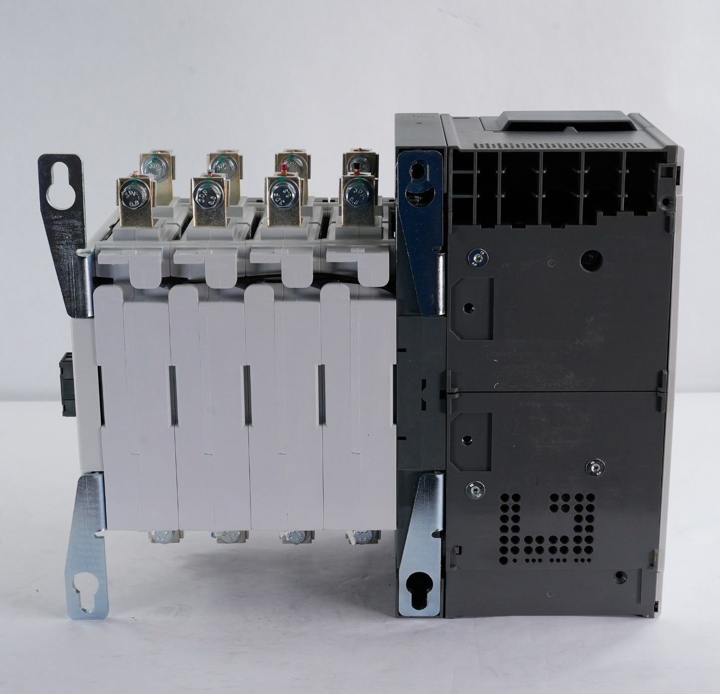 ABB OXA30U3S3QT TruONE Automatic Transfer Switch 1SCA153340R1001 30A (Installed)