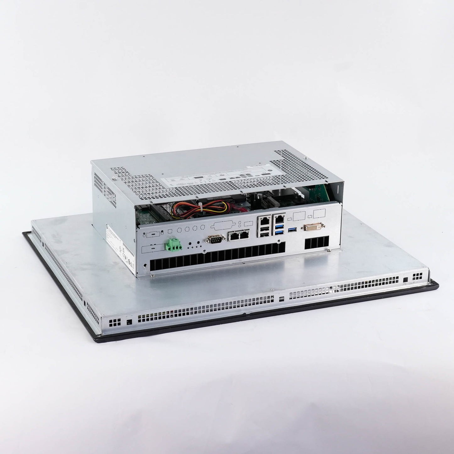 Allen Bradley 6300P-190BAPSTDNB-3CBBW19NNNBNN-NN1S /A VersaView 6300P Panel PC