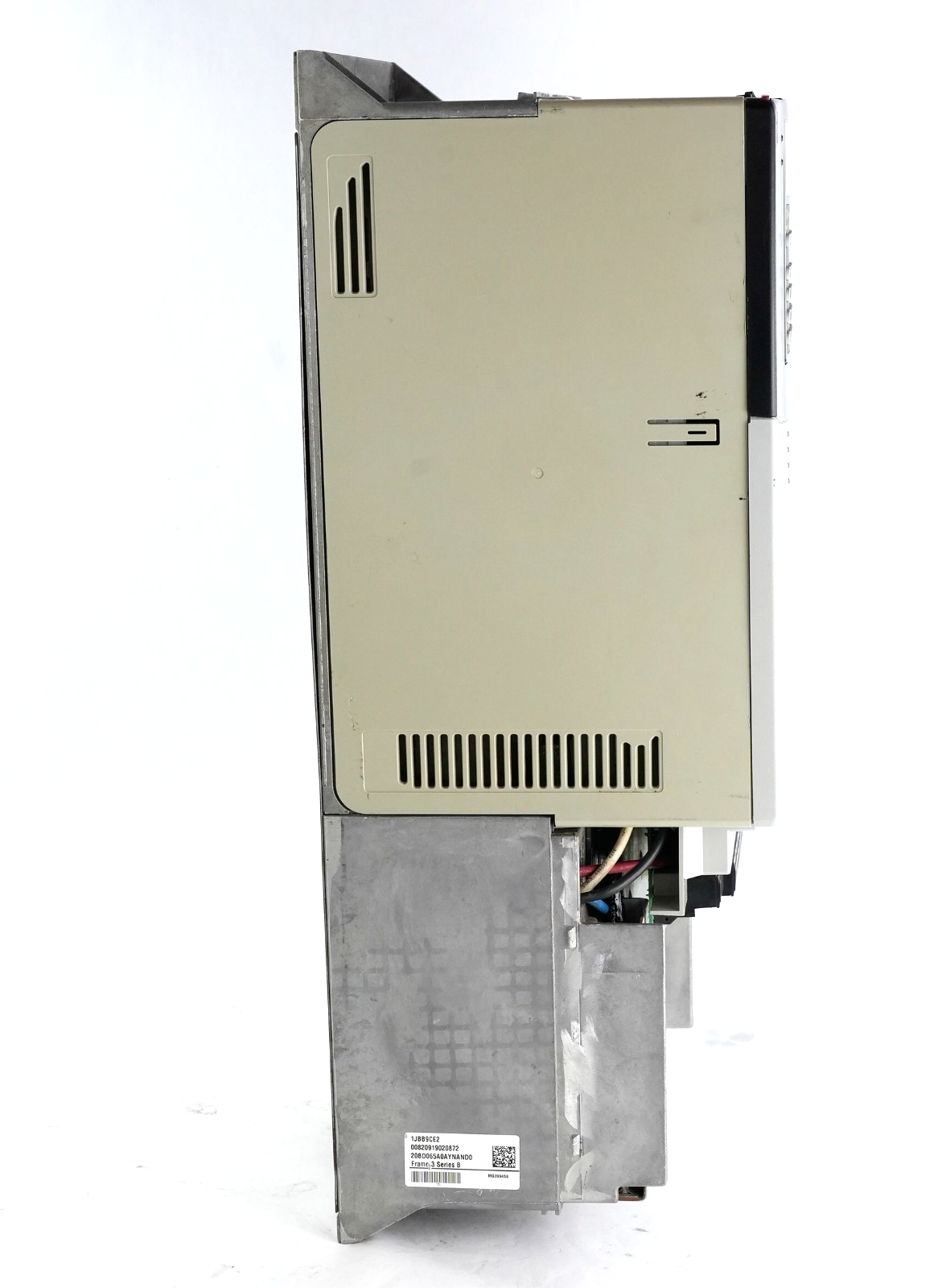 Allen Bradley 20BD065A0AYNAND0 /B PowerFlex 700 480V 3-Phase 50HP AC Drive + HMI