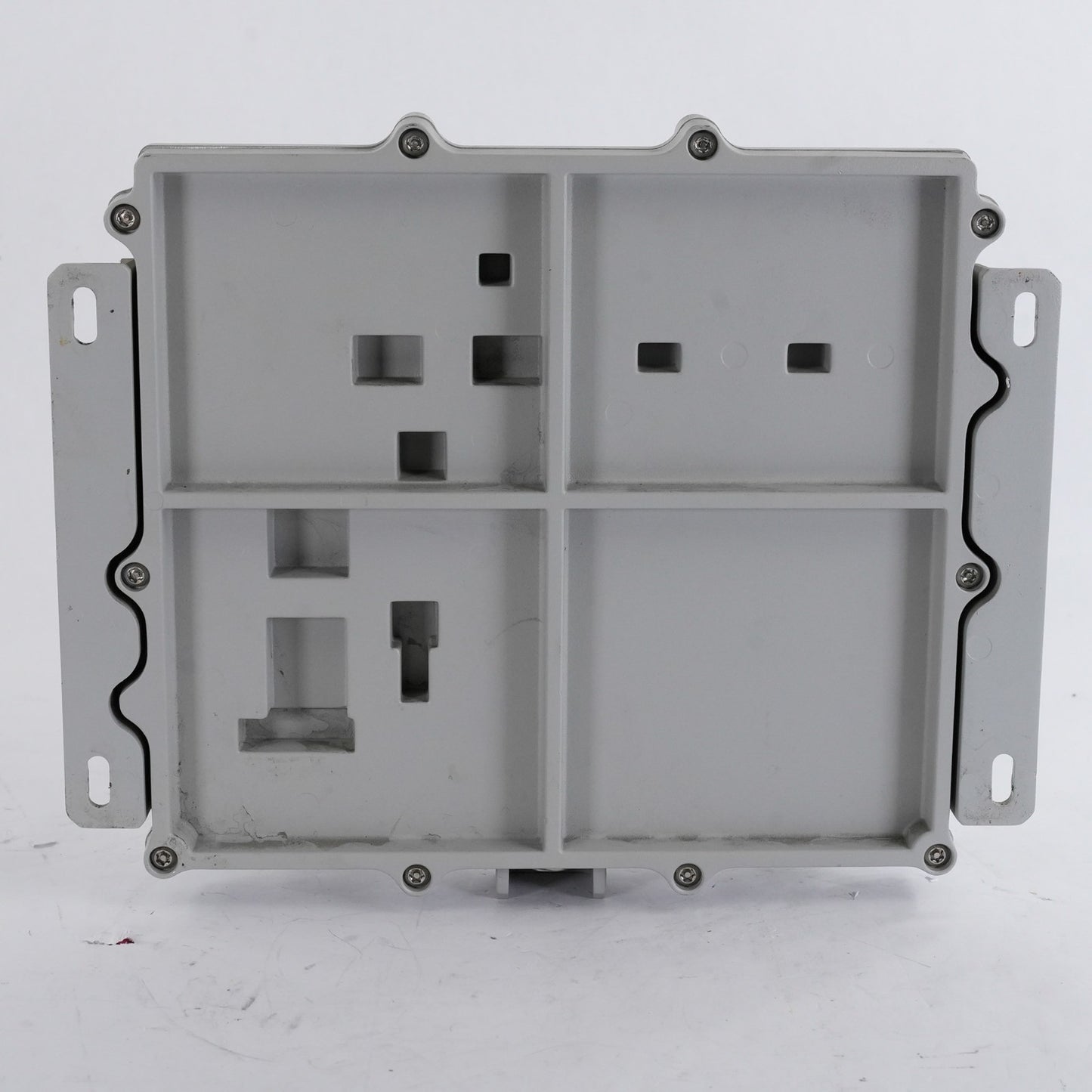 Allen Bradley 1783-ZMS16TA /A Armor 5700 16 Port Managed Switch Excellent Cond.