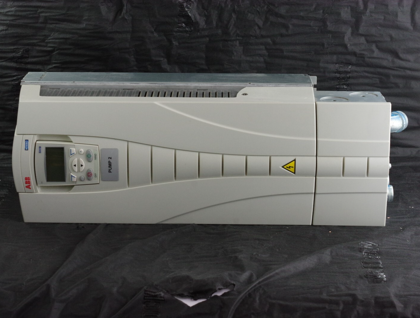 ABB ACH550-UH-031A-4 AC Drive ACH550 20HP 3-Phase 20Hp 15kW 31A