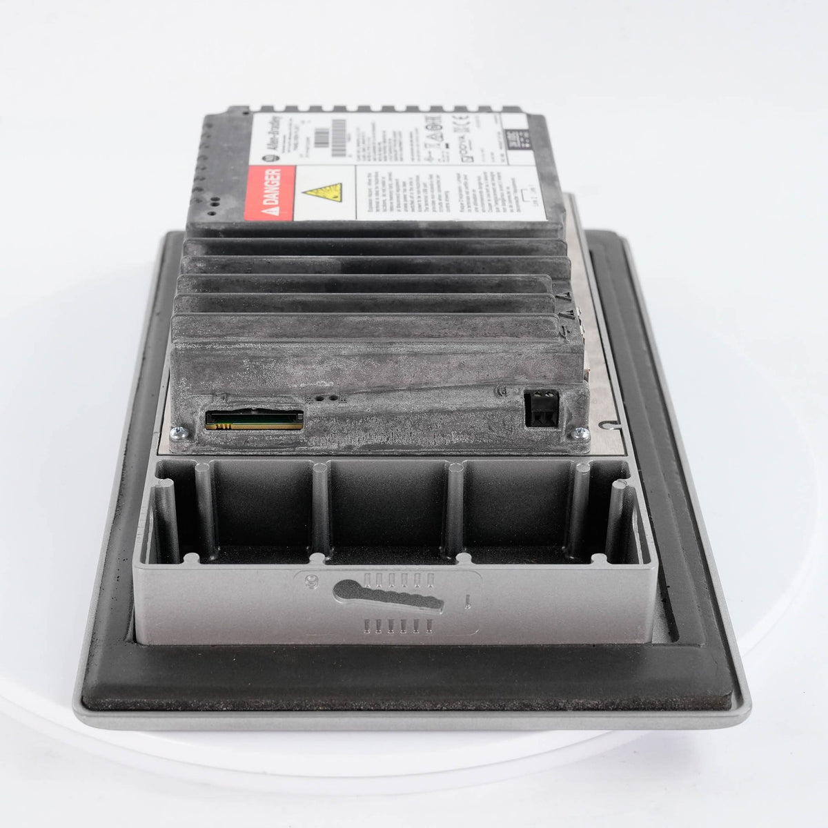 Allen Bradley 2711P-B7C22D9P /A PanelView Plus 7 Perf. 6.5in Color 24V HMI