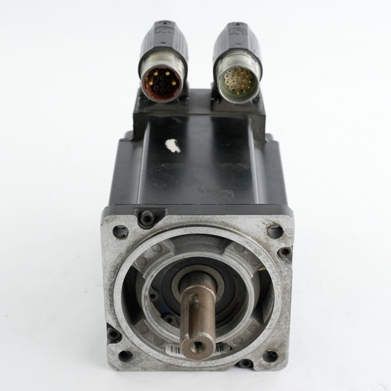 Allen Bradley MPL-B320P-SJ72AA /A 480V AC Rotary Servo Motor 5000RPM