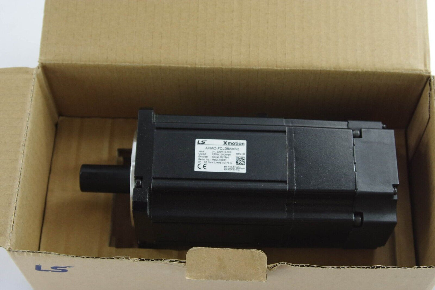 LS APMC-FCL08AMK2 / APMCFCL08AMK2 SERVO Motor 220V 5.02A 750W 3000rpm 16/19bit