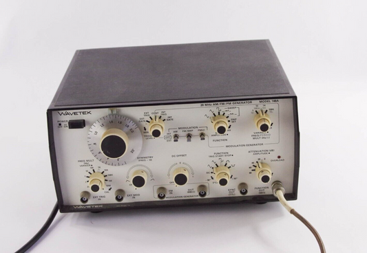 WaveTek Model 148A 20MHz AM/FM/PM Generator with Power Cord