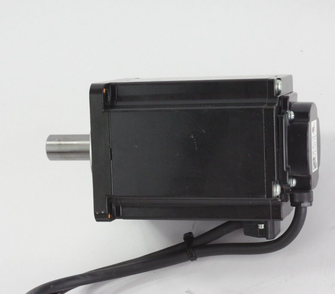 Fuji Electric GYS751D5-HB2 AC Servo Motor 750W 104V 4.8A 200Hz