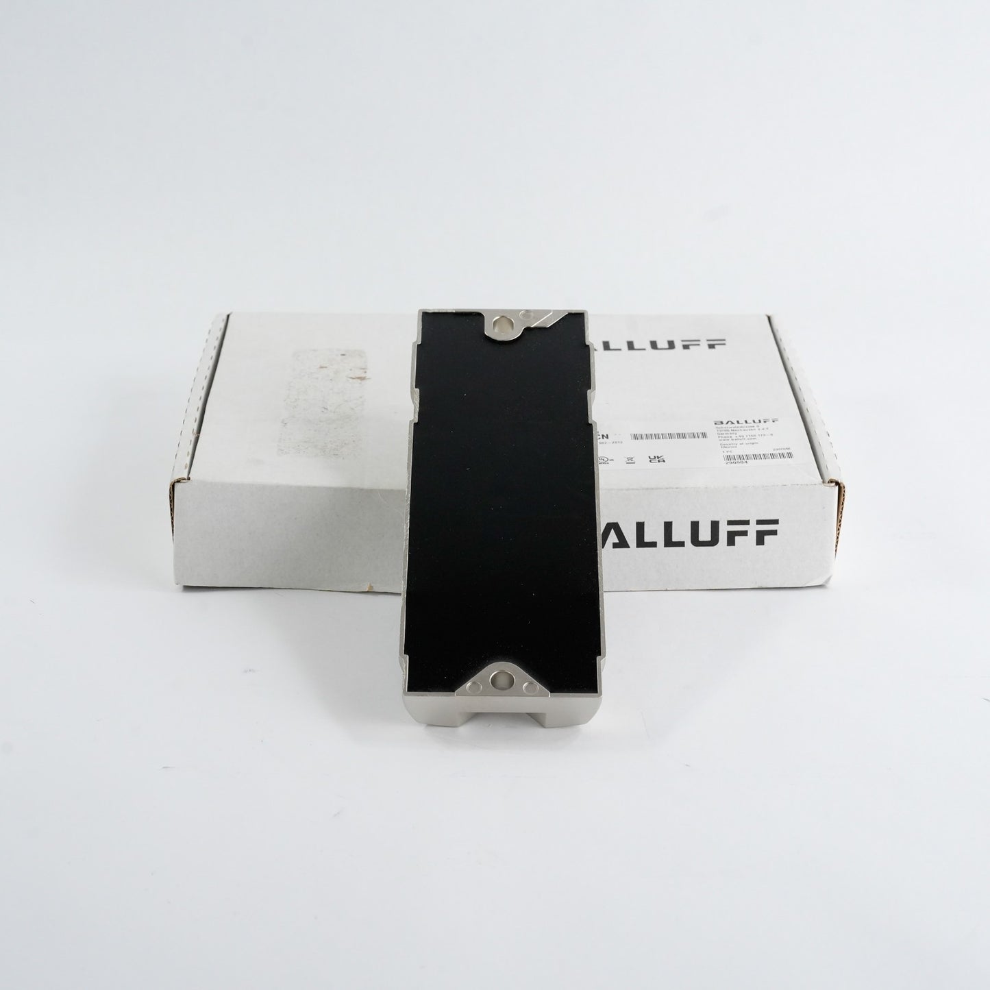 Balluff BNI00CN IO-Link Sensor/Actuator Hub BNI IOL-302-S02-Z012