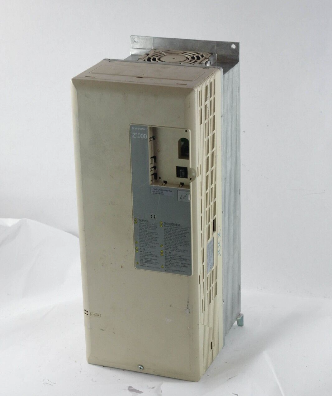 Yaskawa CIMR-ZU4A0040FAA Motor Drive Inverter 40 Amps Z1000 - For Parts/Repair