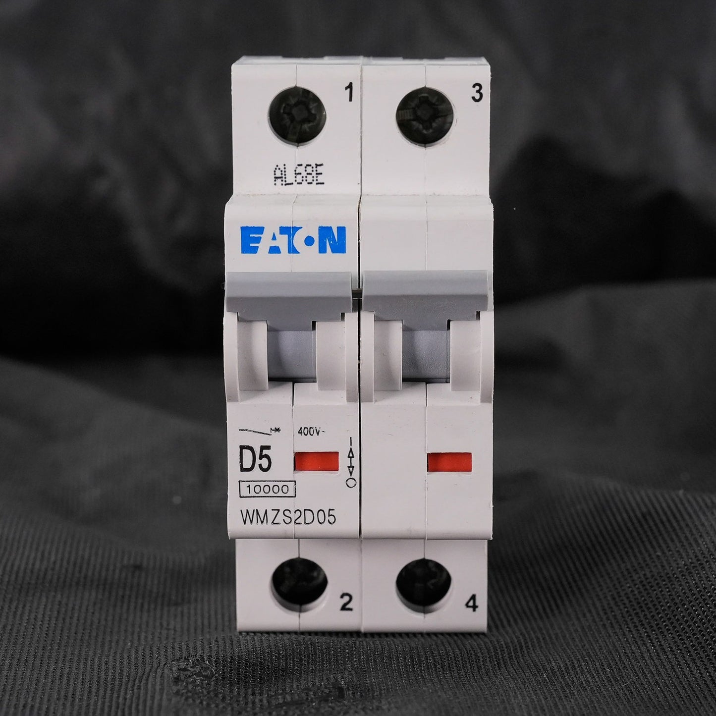 EATON WMZS2D05 2-Pole Miniature Circuit Breaker 5A 480Y/277VAC
