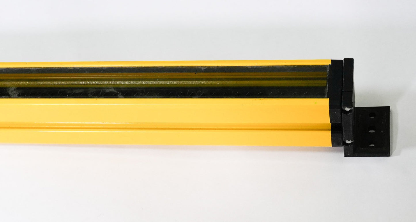 Contrinex YBB-14S4-0900-G012 Safety Light Curtain Sender YBB14S40900G012