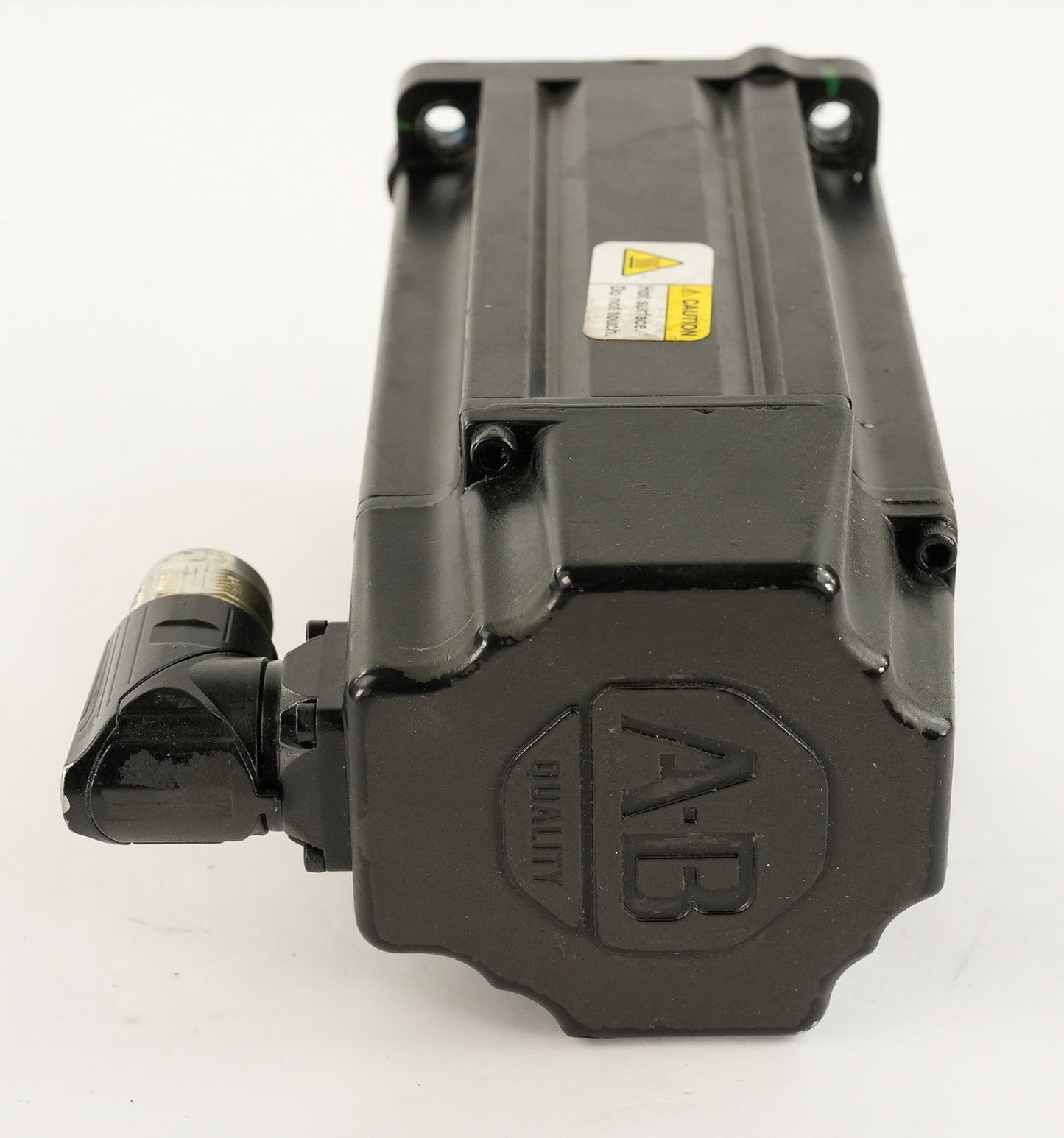 Allen Bradley VPL-B1003F-PK12AA /A Inverter Duty AC Servo Motor 480V 3-Phase