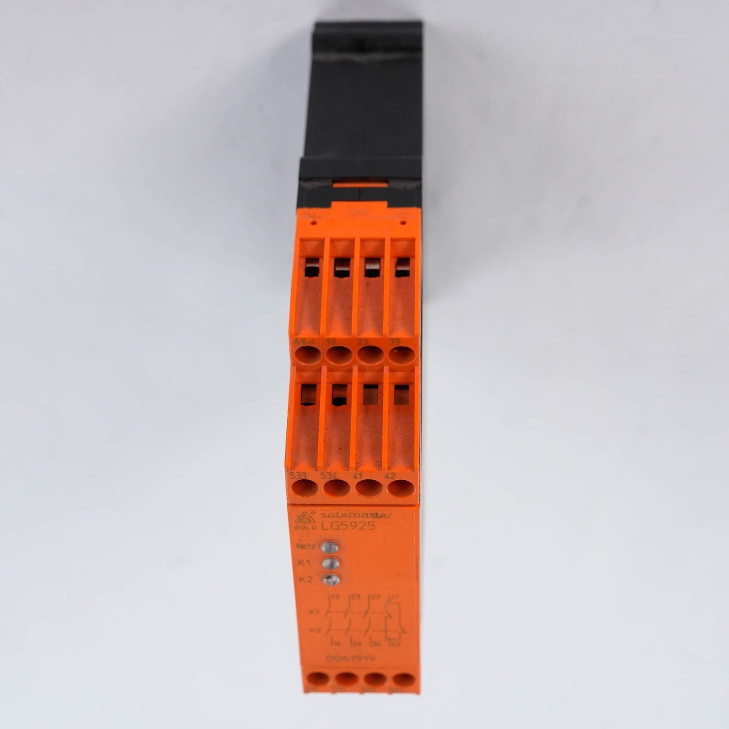 E. Dold & Sohne KG LG5925.48/61 Safety Relay 24VDC LG5925.48_61 LG59254861