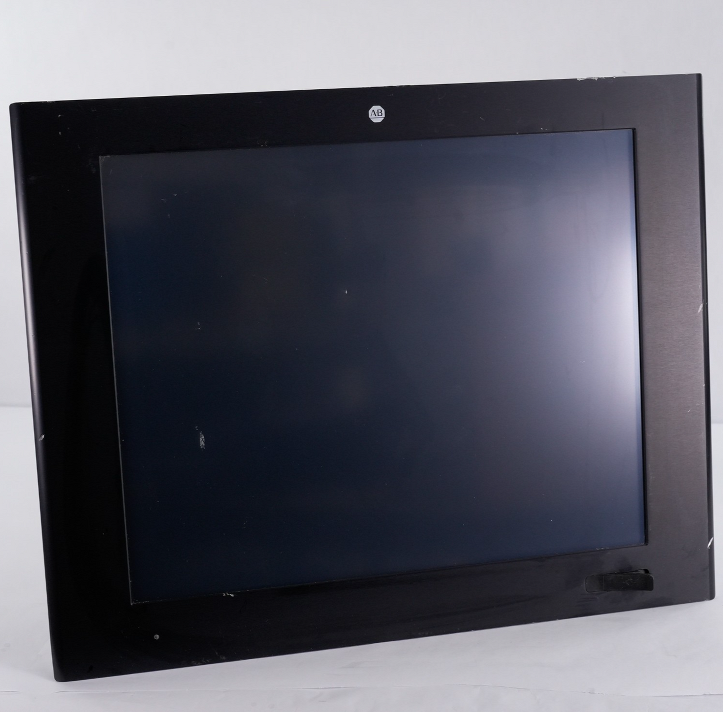 Allen Bradley 6300P-190BAPSTDNB-3CBBW19NNNBNN-NN1S Panel PC Failed OS For Parts