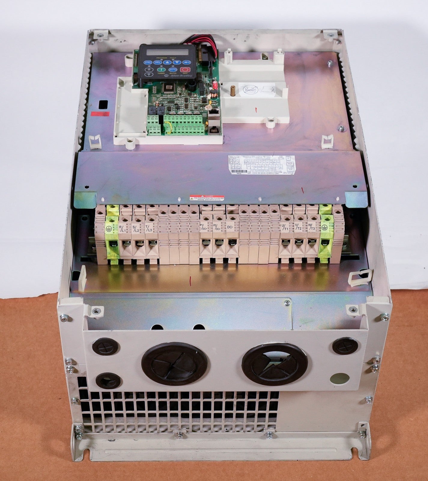Allen Bradley 22C-D088A103 /A PowerFlex 400 AC Drive 480V 60HP + 1 Year Warranty