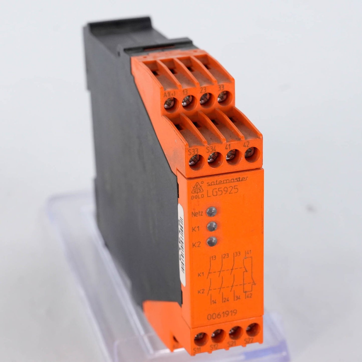 E. Dold & Sohne KG LG5925.48/61 Safety Relay 24VDC LG5925.48_61 LG59254861