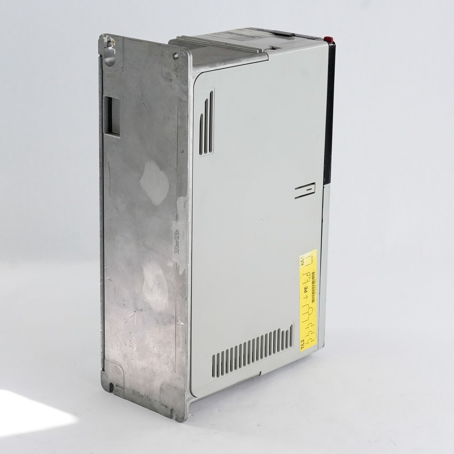 Allen Bradley 20BD8P0A3AYNACC1 /B PowerFlex700 AC Drive 480 VAC 3-PH 8A  5hp