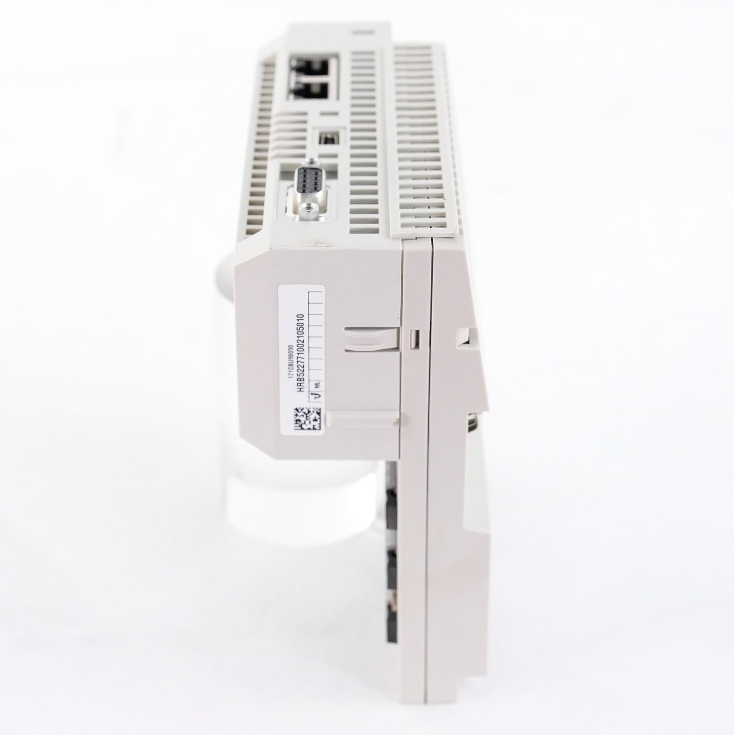 Schneider Electric 170ADM35010 Modicon Momentum I/O Base 16 In 16 Out 24VDC