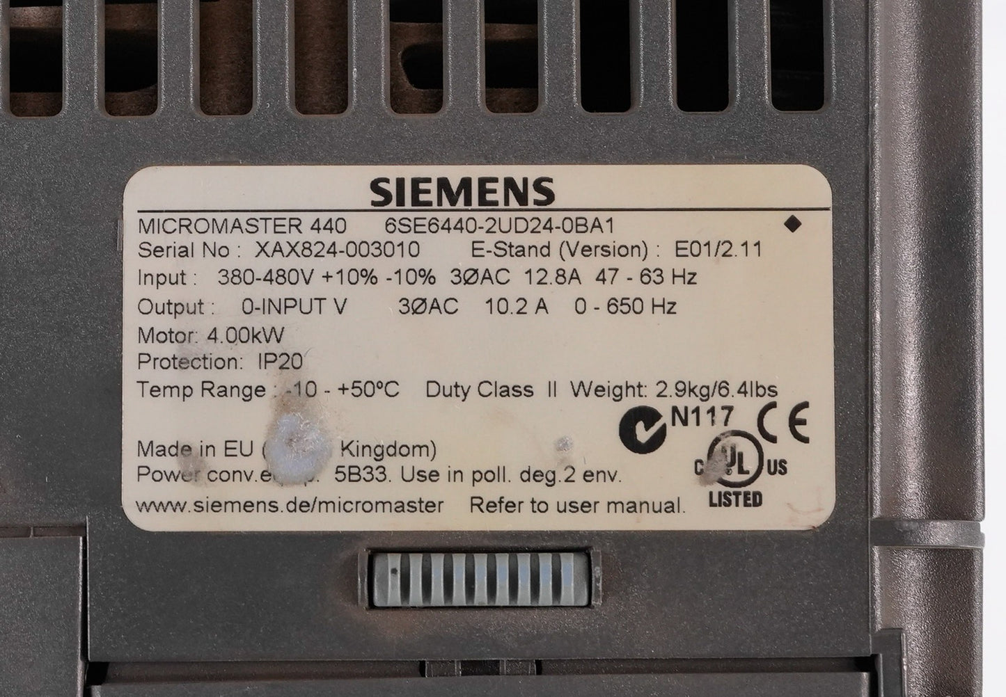 Siemens 6SE6440-2UD24-0BA1 Micromaster 440 Inverter Drive 6SE64402UD240BA1