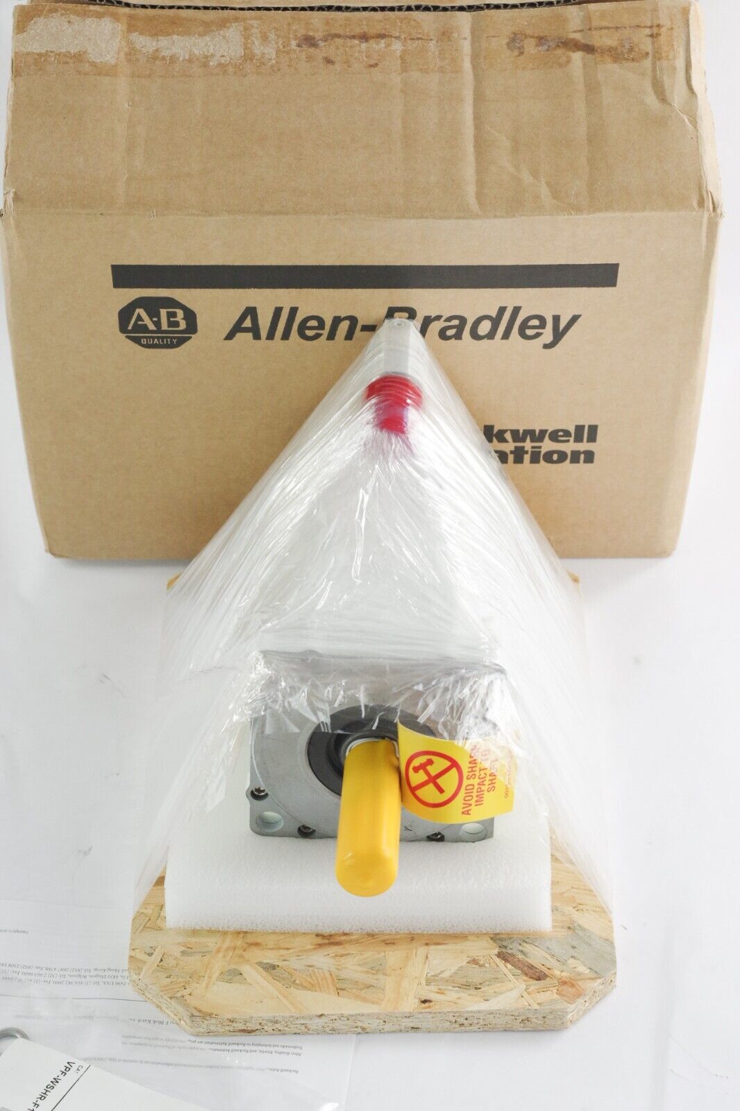 Allen Bradley VPF-B1153F-PJ12AF / VPFB1153FPJ12AF Kinetix Food Grade Servo Motor