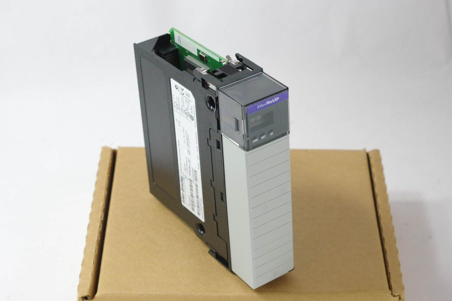 ALLEN BRADLEY 1756-ENBT SERIES A FW 6.004 COMMS MODULE / 1756ENBT - Open Box