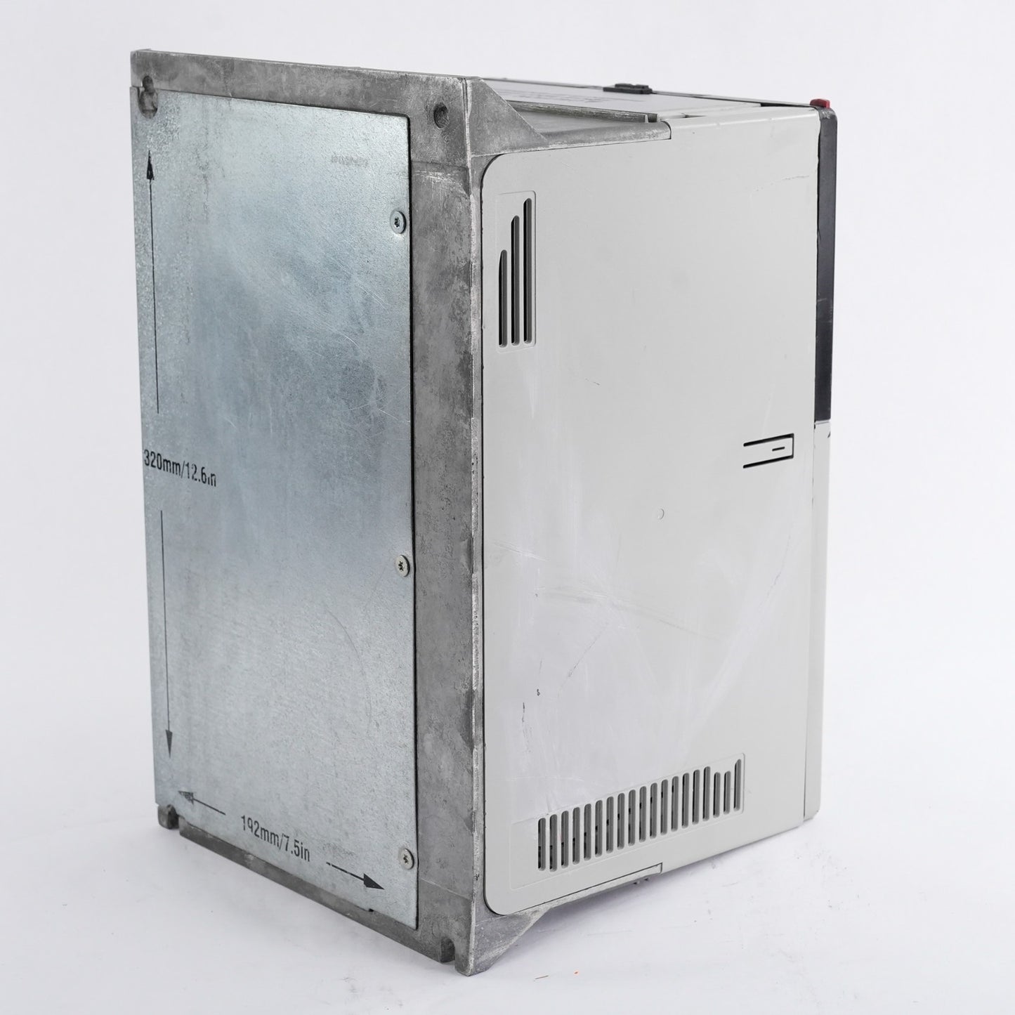 Allen Bradley 20BD027A3AYNANC0 /B Powerflex 700 480V 3-Phase AC Drive