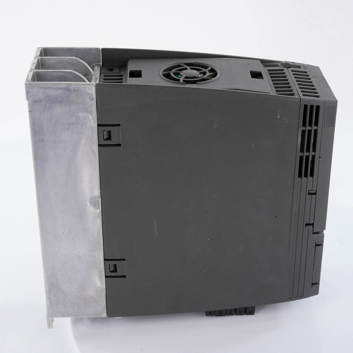 Siemens 6SL3210-1KE18-8AP1 Sinamics G120C AC Drive 4kW 380-480V 6SL32101KE188AP1