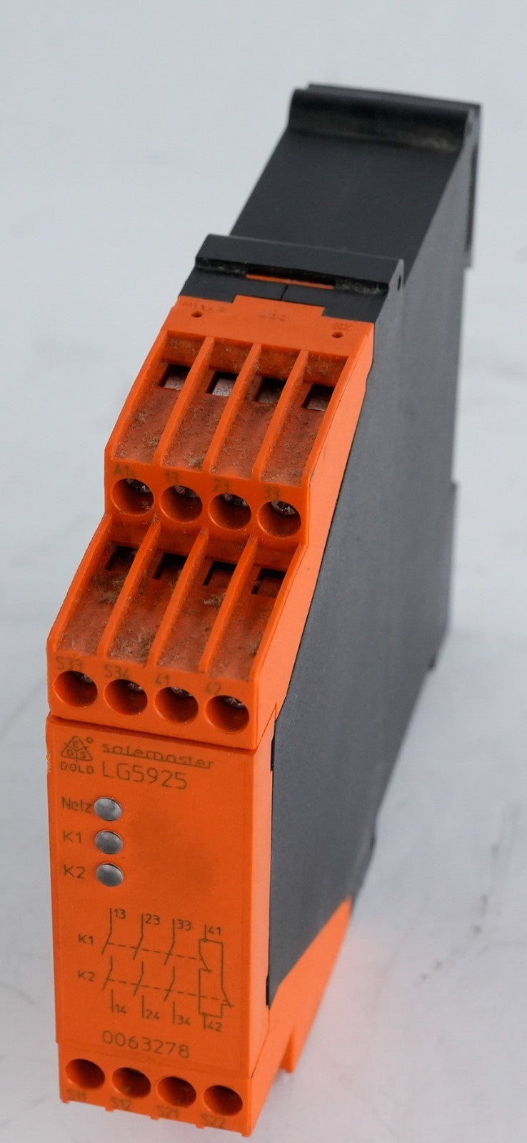 E DOLD & SOHNE LG5925.48/900/61 Emergency Stop Module D-78120