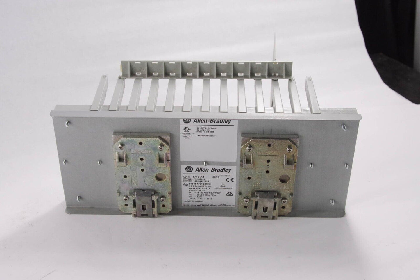 ALLEN BRADLEY 1719-A8 Ser A EX  8-SLOT BASE CHASSIS 1719A8 - Lightly Used