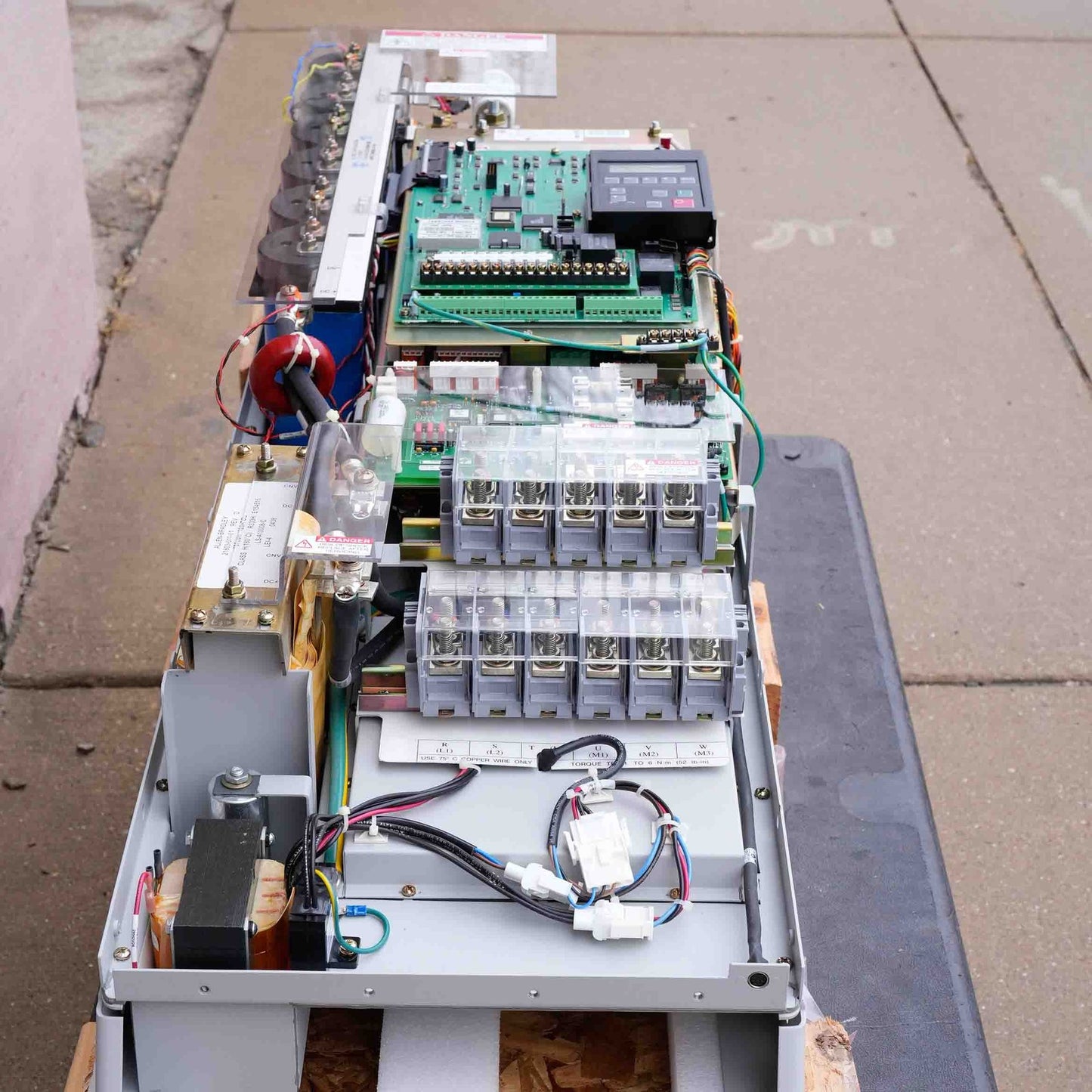 Allen Bradley 1336E-B075-AN-EN-HA2-L9E /D Bulletin 1336E AC Drive - Open Box