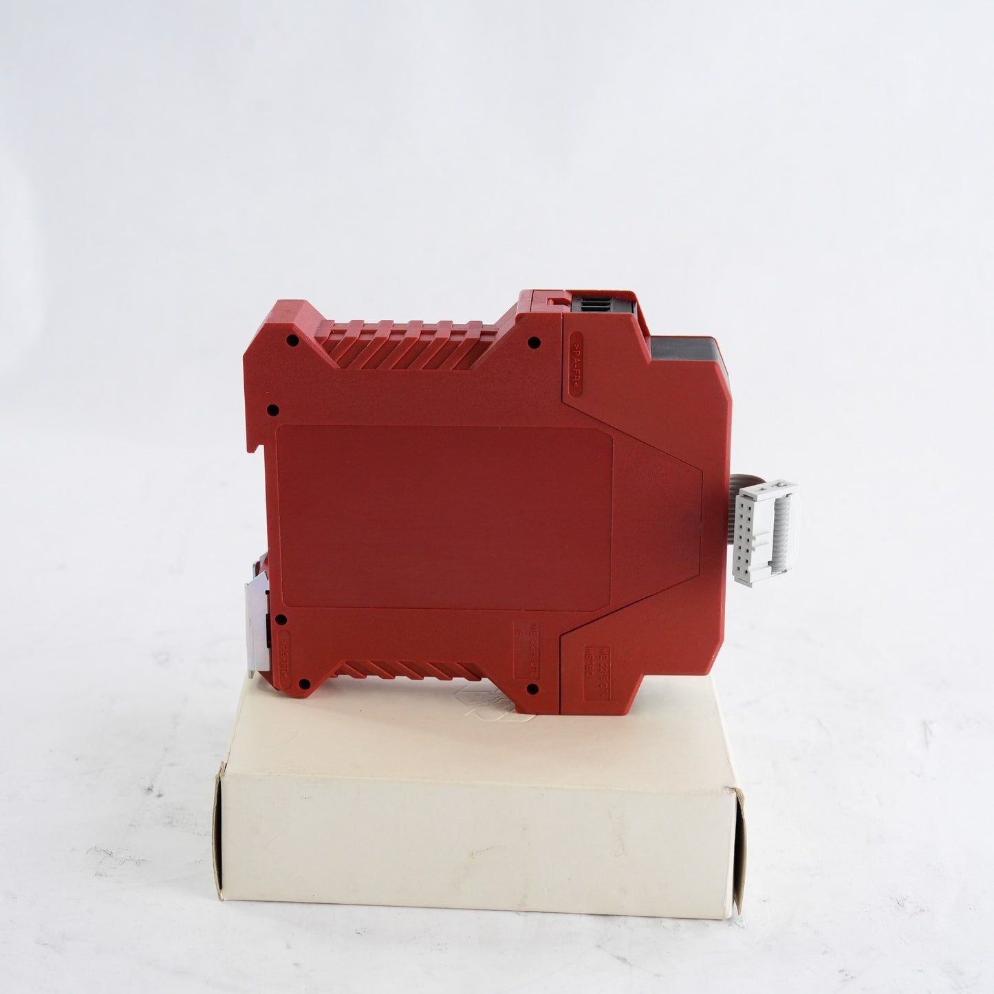 Allen Bradley 440R-W23221 Ser A Guardmaster Safety Relay 1-2 Channel - Open Box