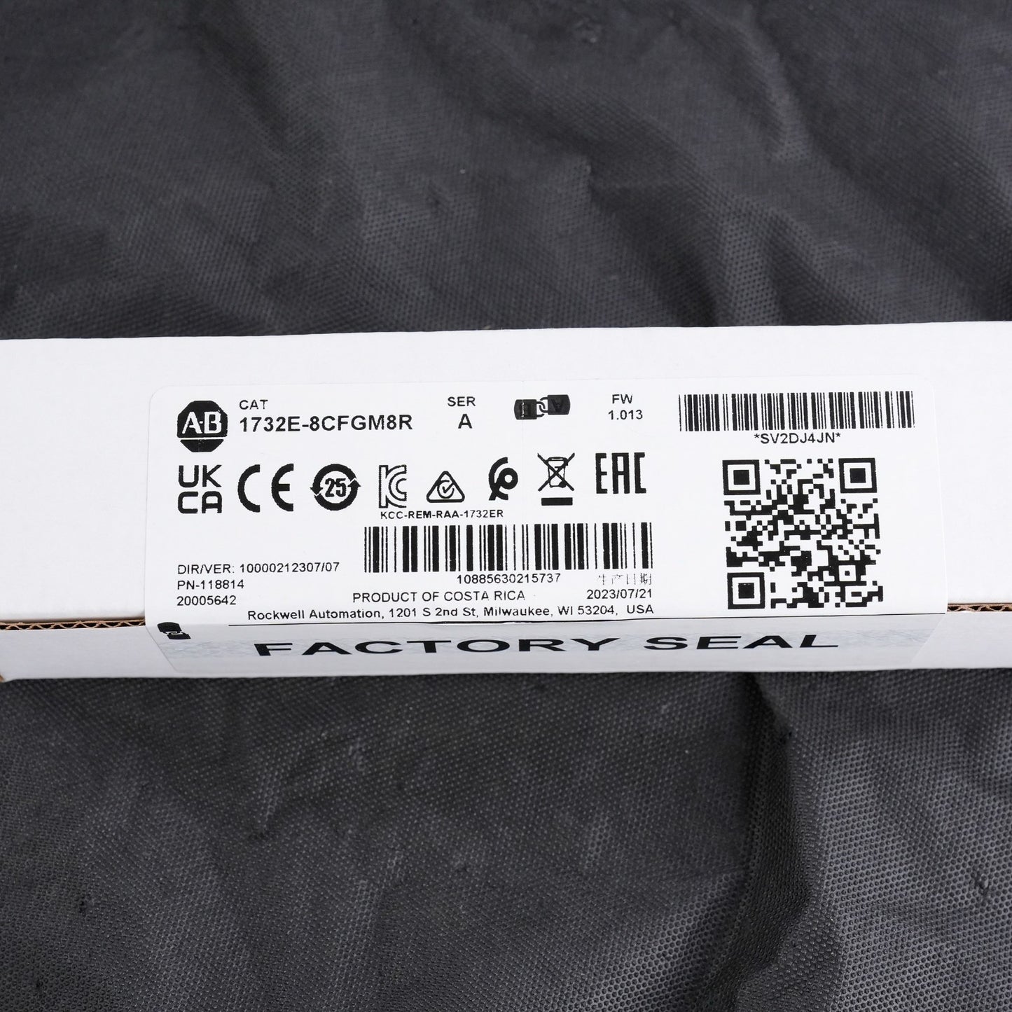 Allen Bradley 1732E-8CFGM8R /A ArmorBlock 16 Point Output Module Sealed Surplus