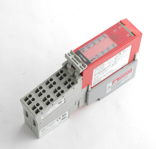 Allen Bradley 1734-OB8S /B 8-Channel Safety Digital Output Module