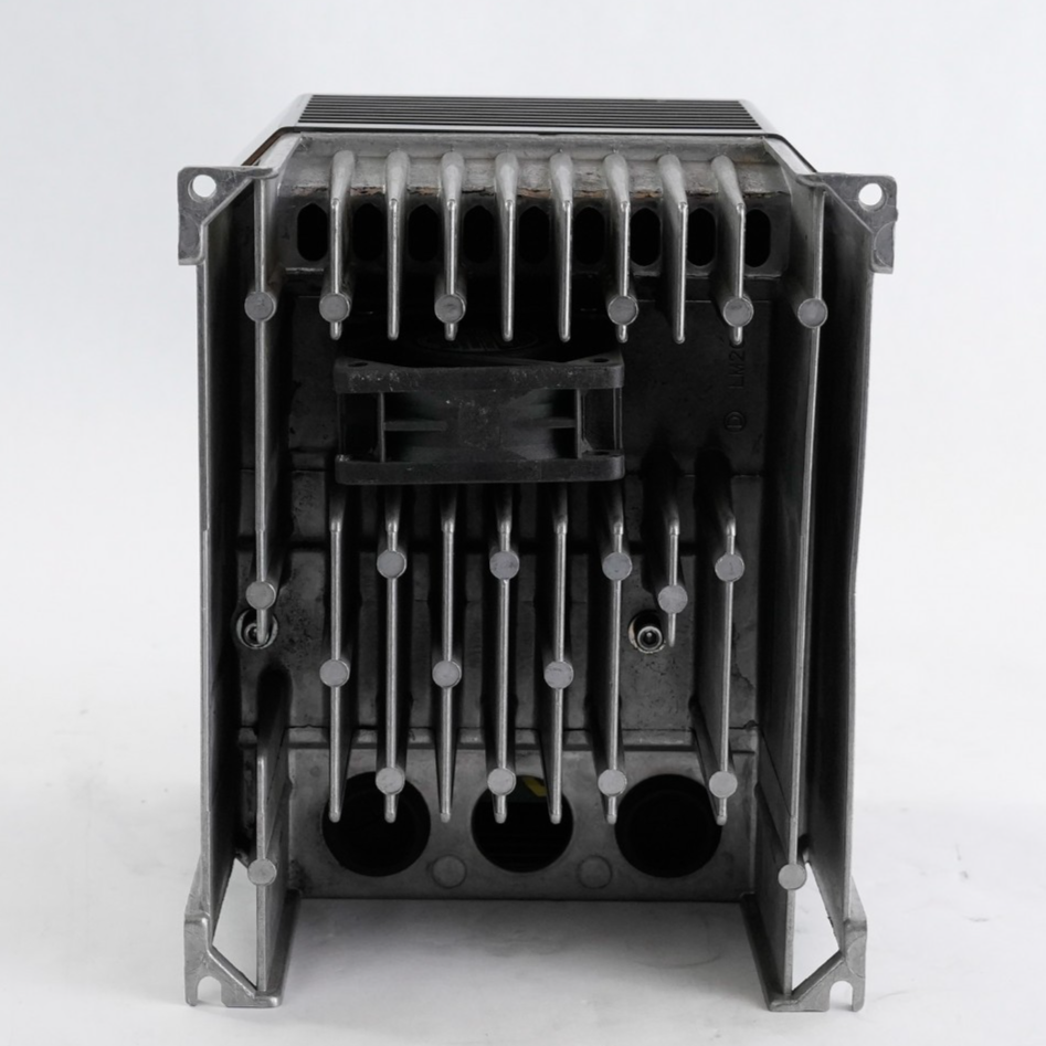 Siemens MicroMaster 6SE3116-8CB40 / 6SE31168CB40 230V 2HP 1500W
