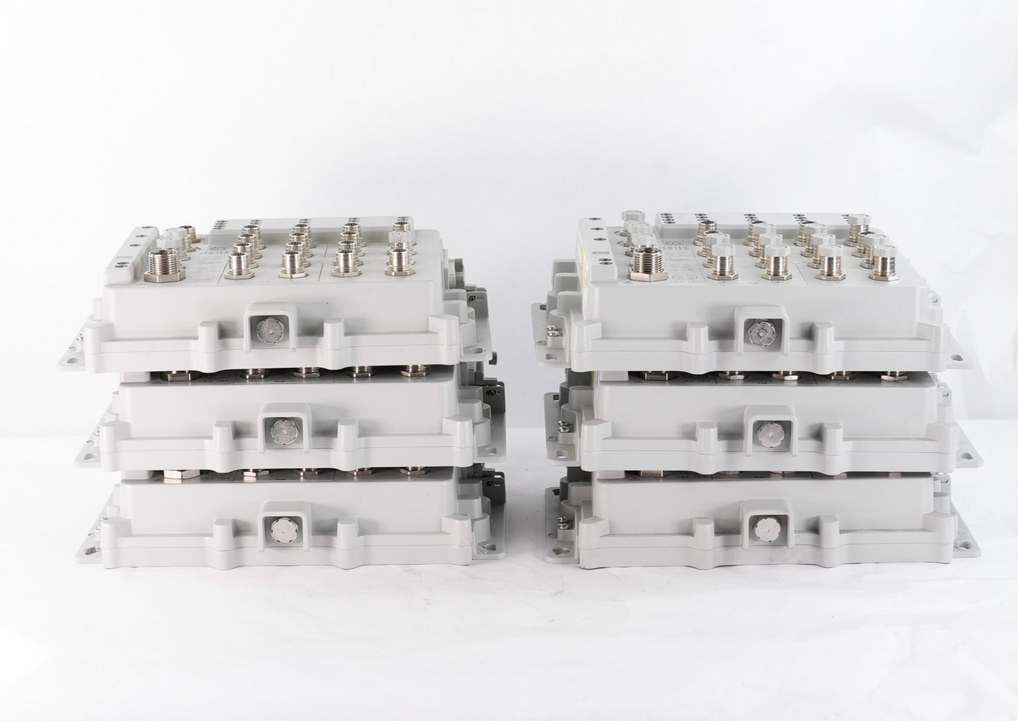 Allen Bradley 1783-ZMS8T8E2TGN /A Stratix 5400 Managed Switch 18 Port