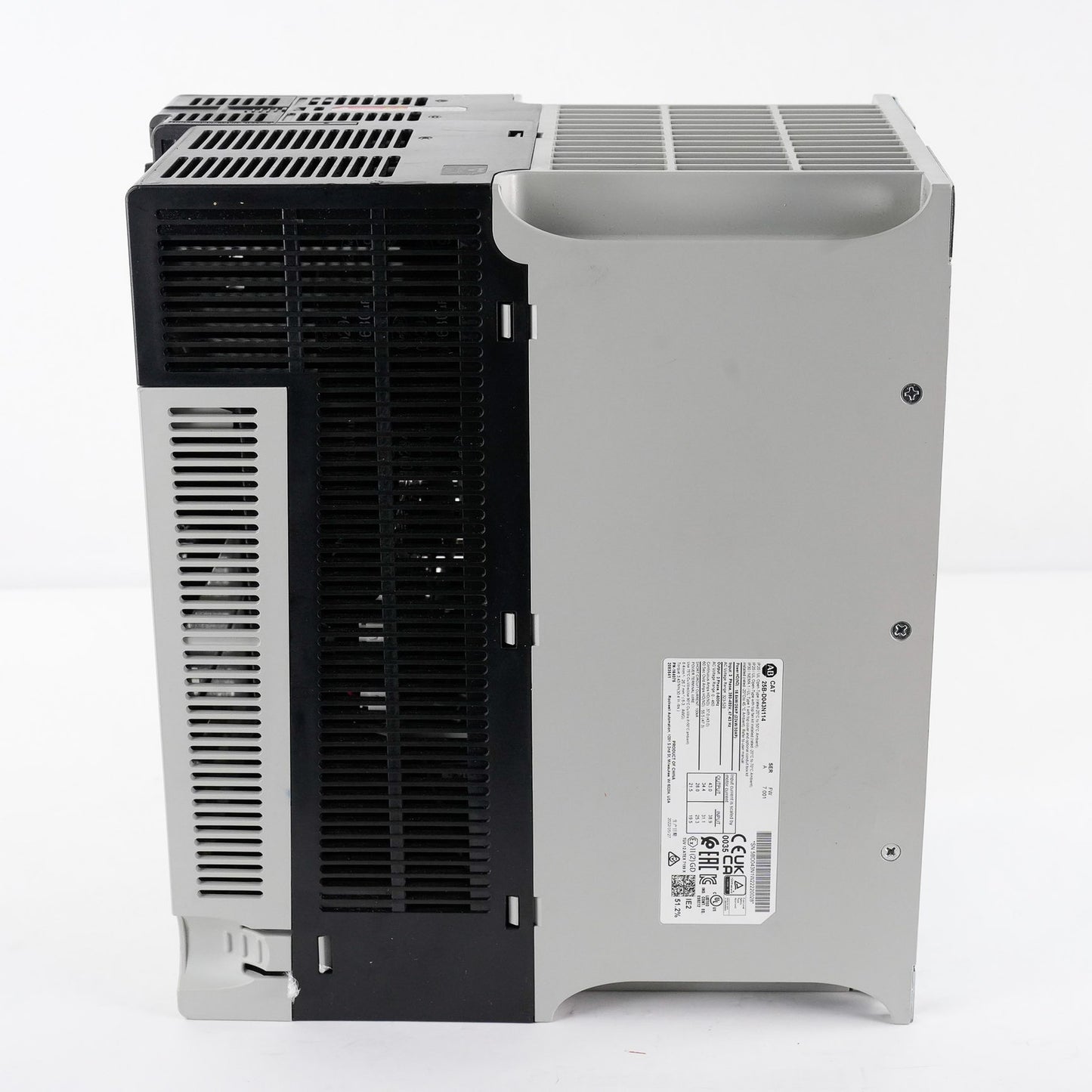 Allen Bradley 25B-D043N114 /A PowerFlex 525 AC Drive 480V 3PH 25HP 25BD043N114