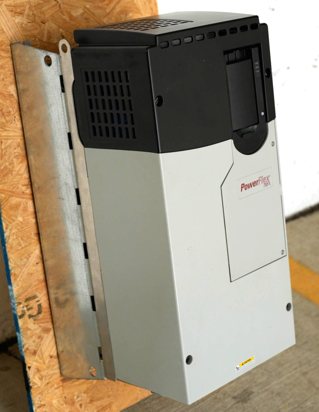 Allen Bradley 20G1AND156JN0NNNNN PowerFlex 755 AC Drive 480V 156A 125HP - Refurb