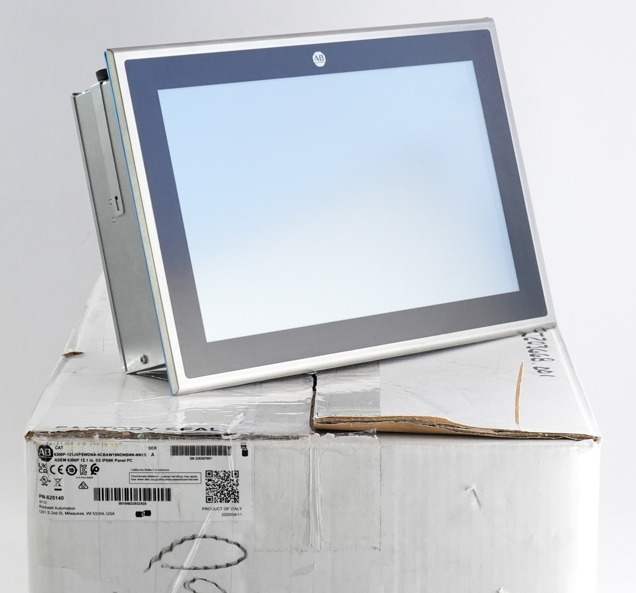 2025 Allen Bradley VersaView PC 6300P-121JXPSWDNA-5CBAW19NDNBNN-NN1S /A