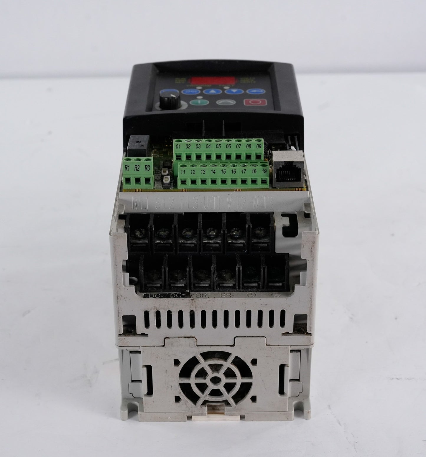 Allen Bradley 22B-D2P3N104 /A PowerFlex 40 1HP AC Drive 22BD2P3N104