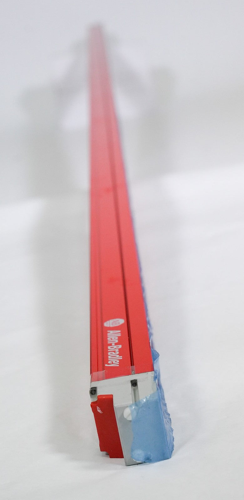 Allen Bradley 450L-E4FL1800YD GuardShield Safety Light Curtain 1800mm