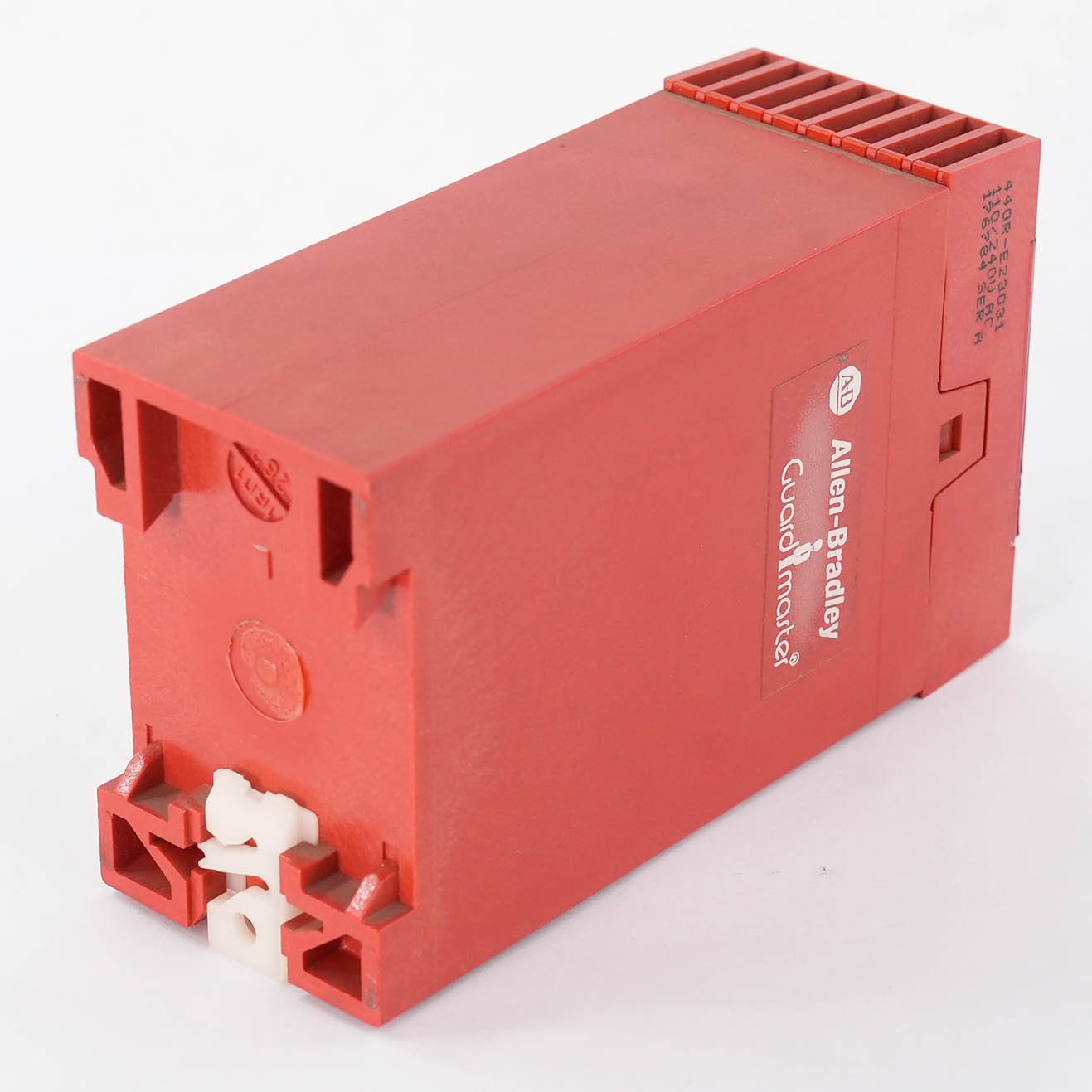Allen Bradley 440R-E23031 Ser A Guardmaster MSR8T Safety Relay 24V AC/DC