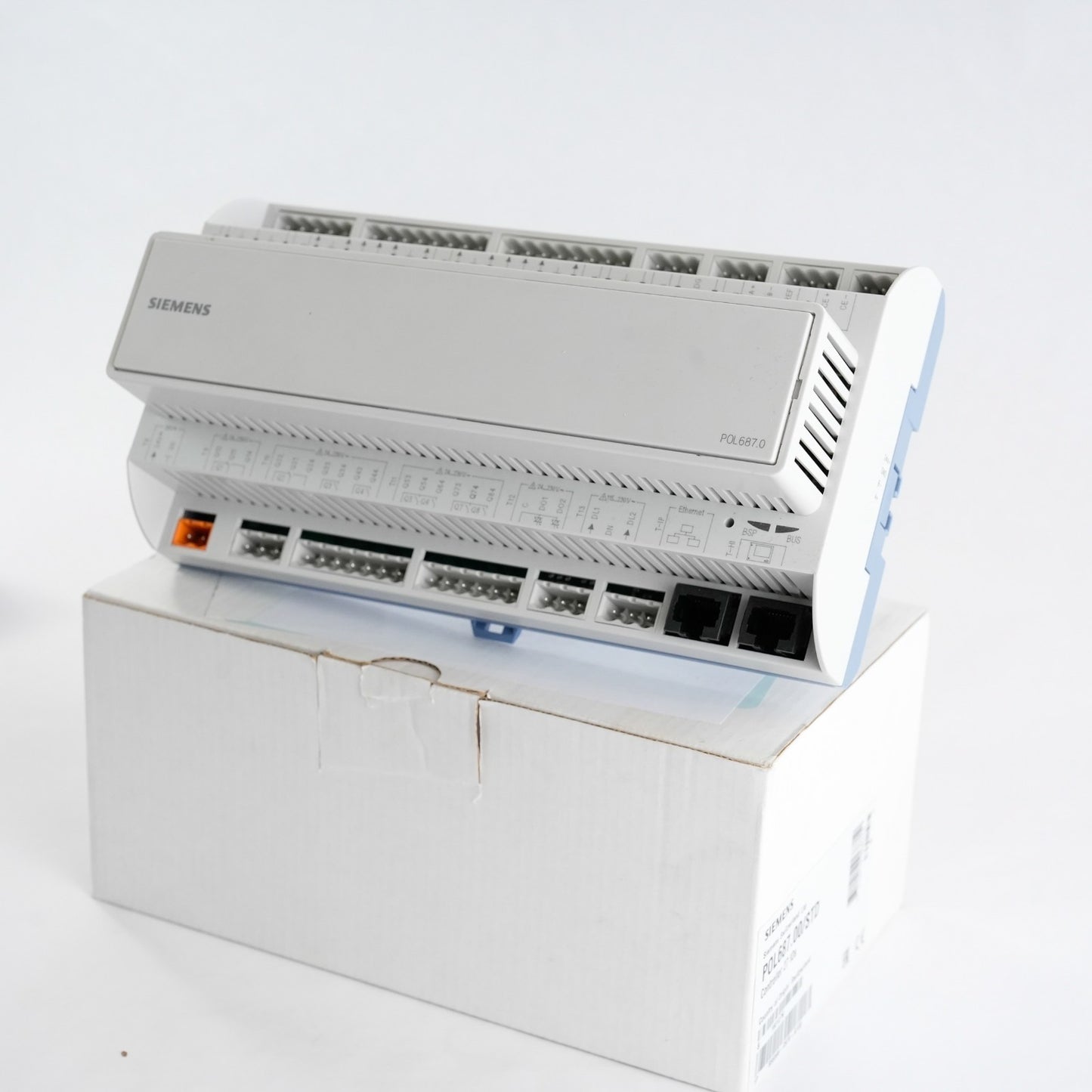 Siemens Climatix PLC POL687.00/STD S55396-C870-A100 POL 687.00/STD No Terminals