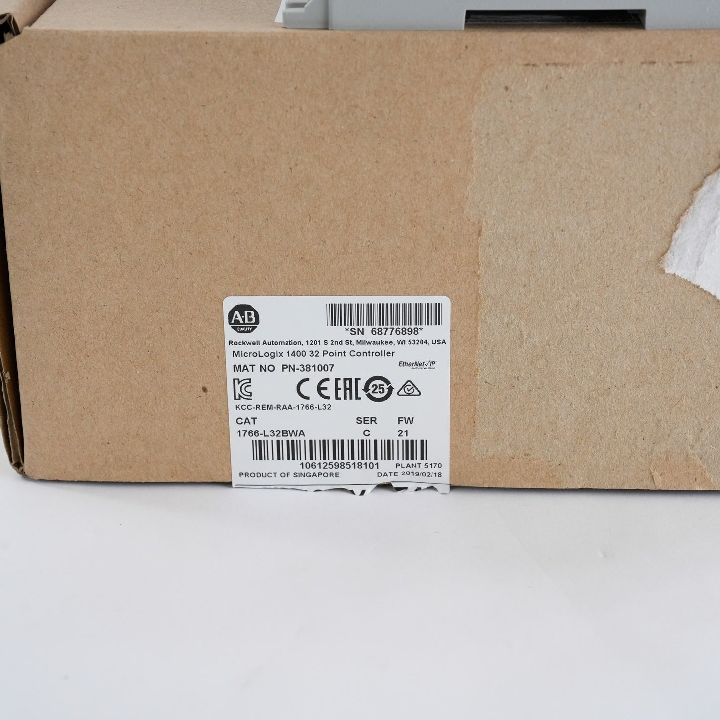Allen Bradley 1766-L32BWA Ser C MicroLogix 1400 PLC Processor - Open Box