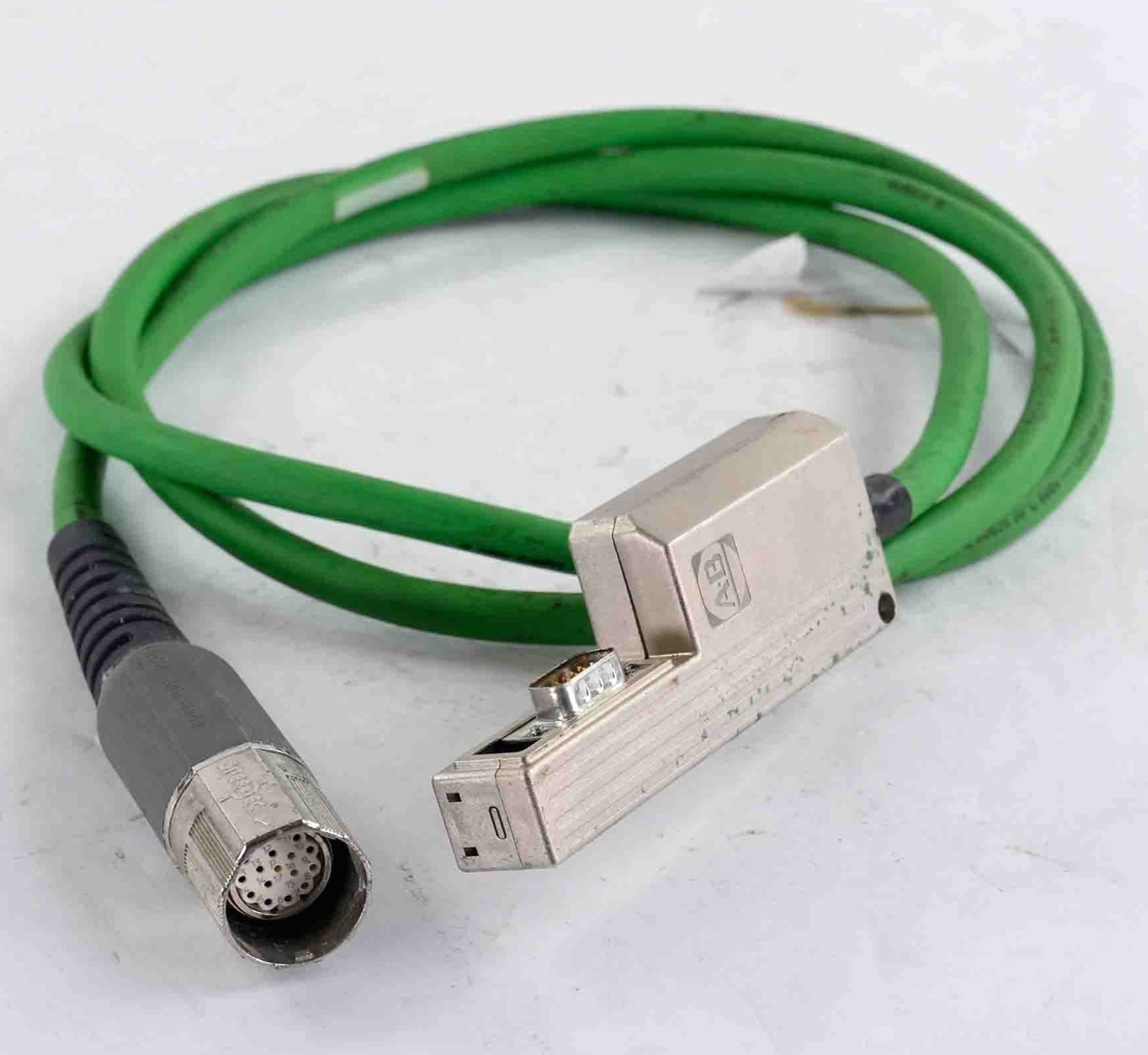 Allen Bradley 2090-CFBM7DF-CEAA05 /A Feedback Cable 67" 2090CFBM7DFCEAA05
