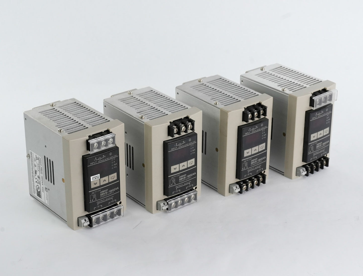 Omron S8VS-18024A /ED2 Power Supply AC100-240V 2.9A S8VS18024A