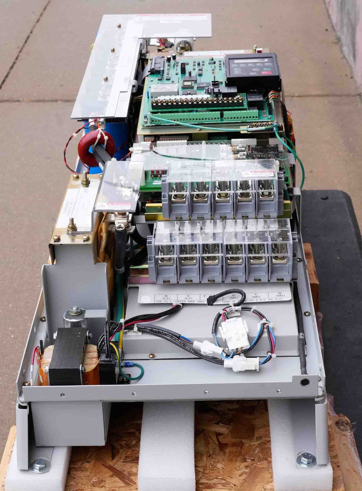 Allen Bradley 1336E-B075-AN-EN-HA2-L9E /D Bulletin 1336E AC Drive - Open Box