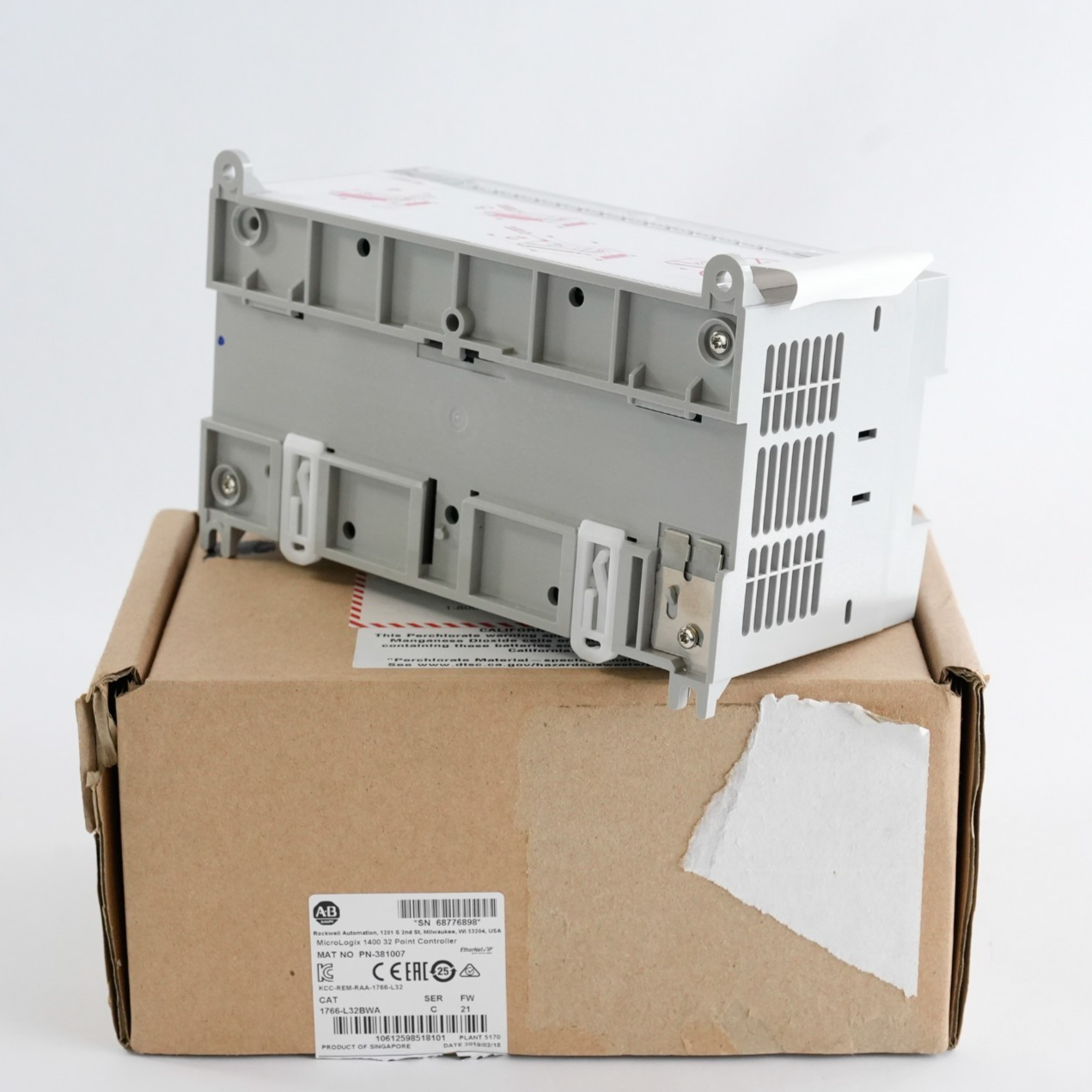 Allen Bradley 1766-L32BWA Ser C MicroLogix 1400 PLC Processor - Open Box