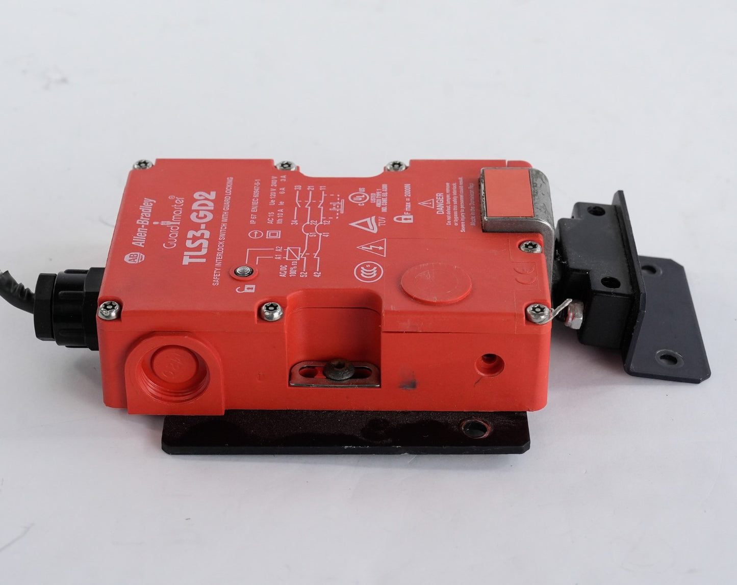 Allen Bradley TLS3-GD2 Guardmaster Safety Interlock Switch w/ Guard Locking